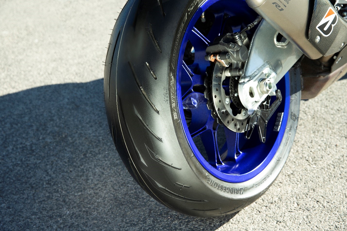 Lốp xe Bridgestone là lựa chọn tốt khi muốn thay lốp xe máy