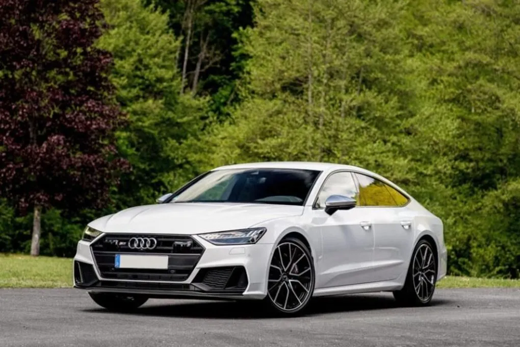 Audi A4 ảnh thêm 7 Audi A4 màu trắng Ibis