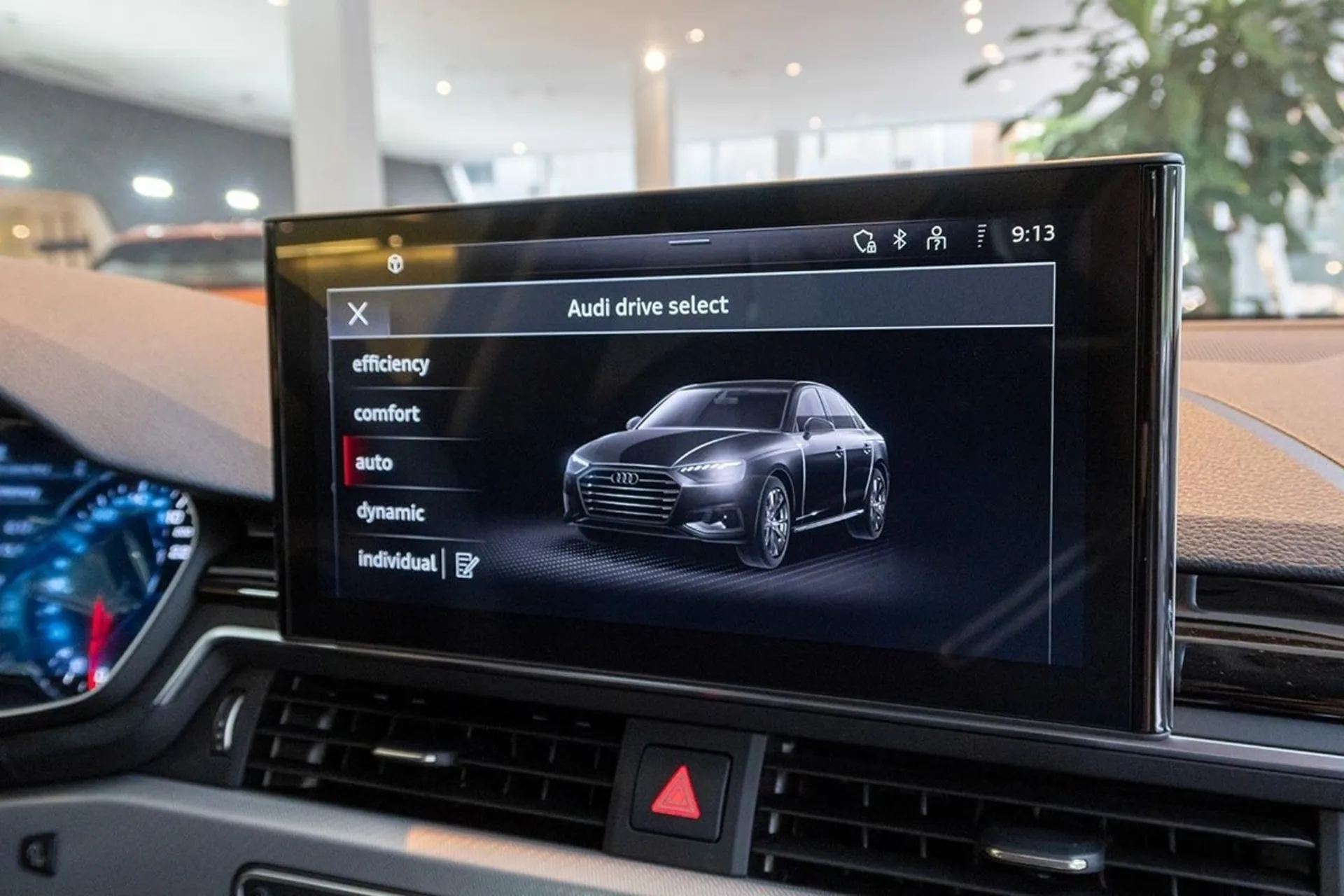 Hệ thống kiểm soát hành trình trên xe Audi A4