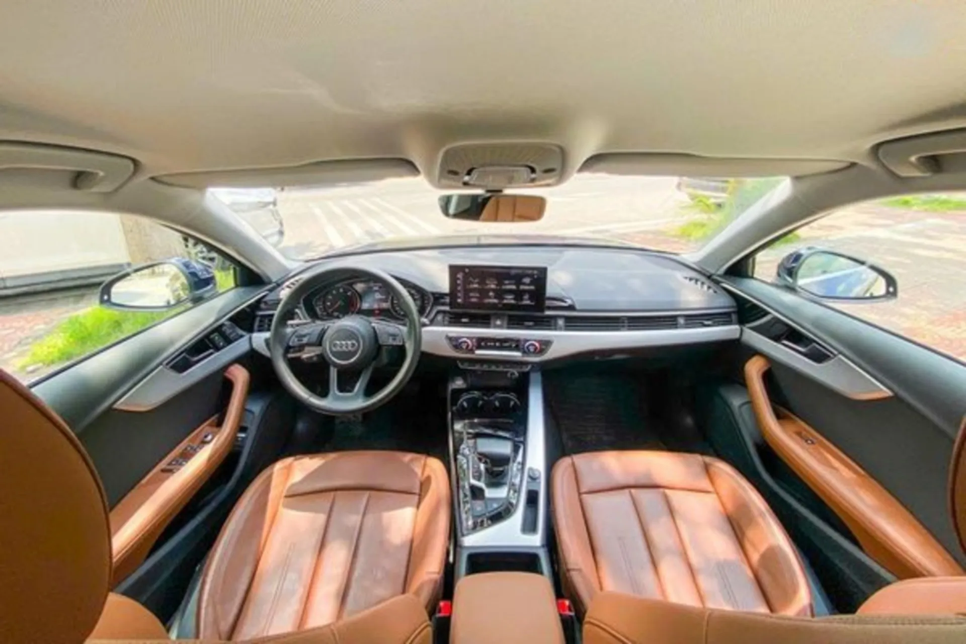 Ghế lái xe Audi A4