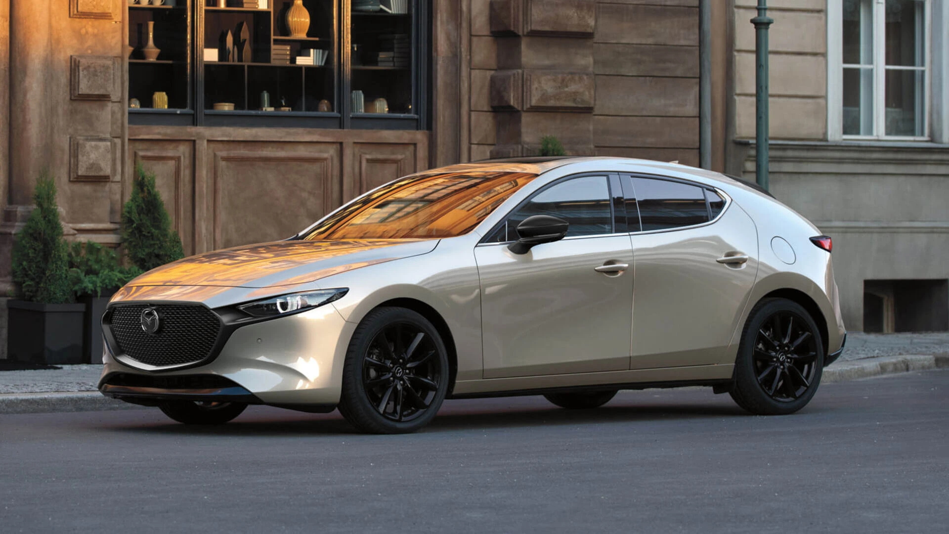 Mazda 3 thể thao