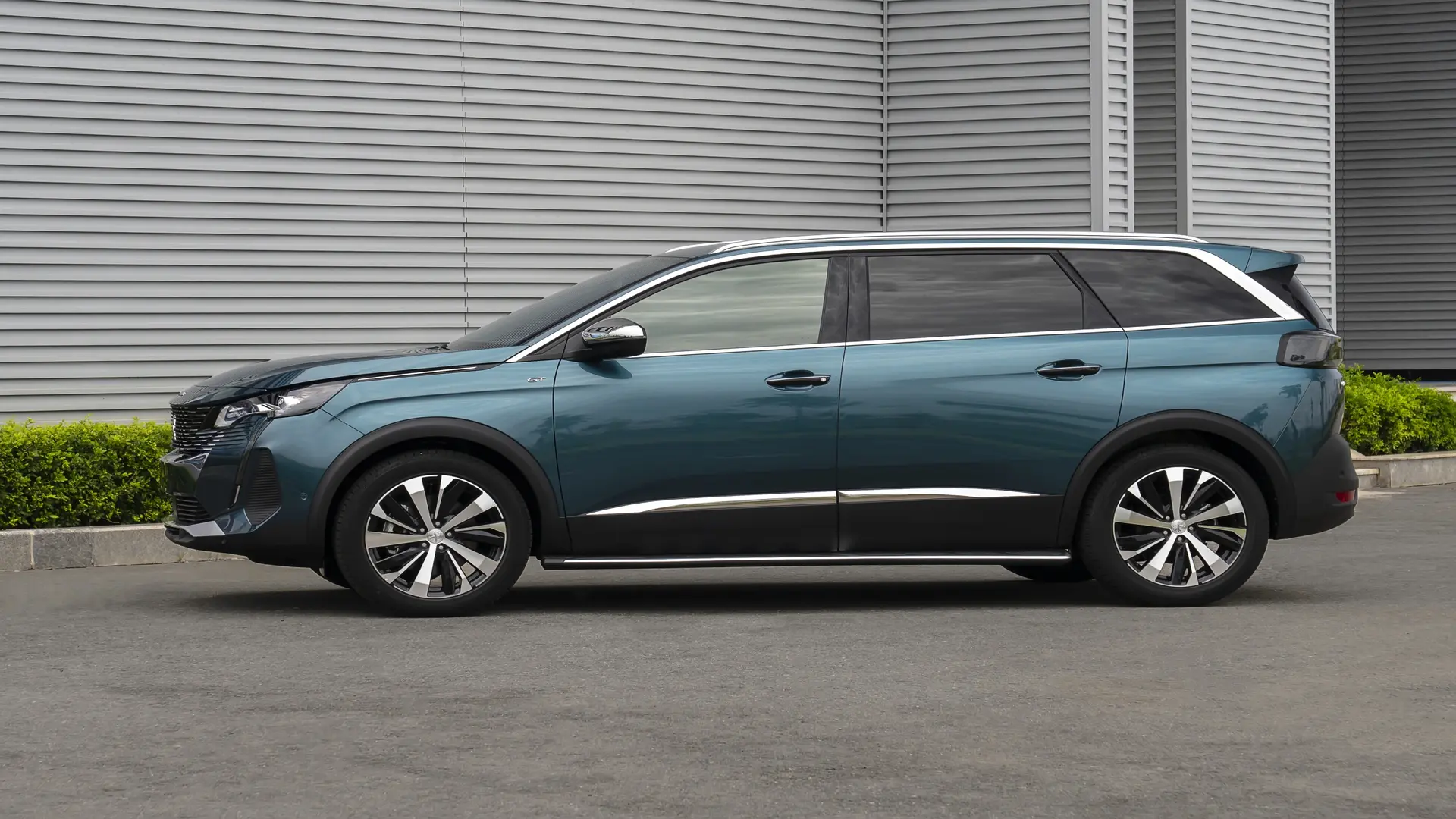 Giá xe Peugeot 5008