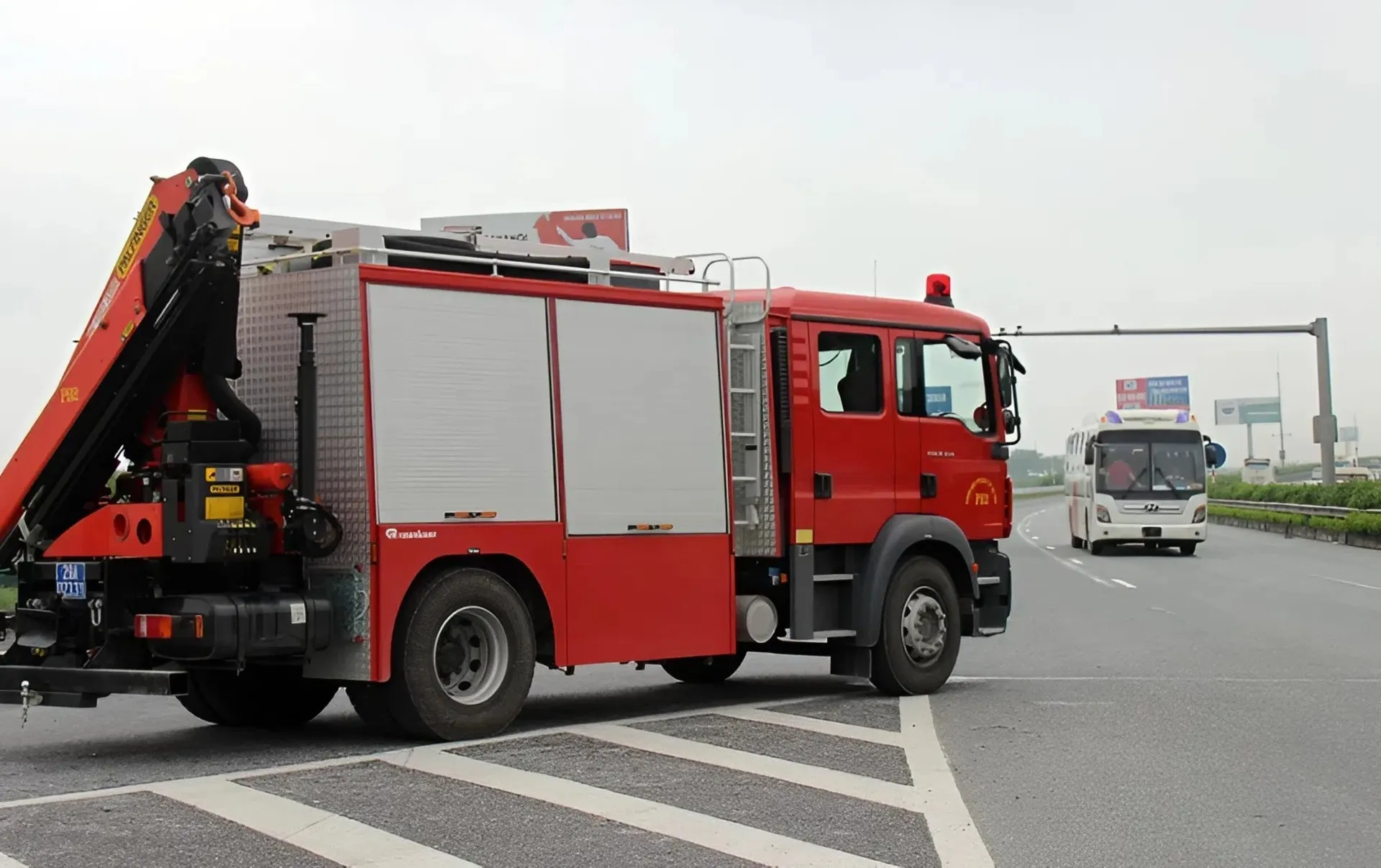 Xe ưu tiên có được đi ngược chiều