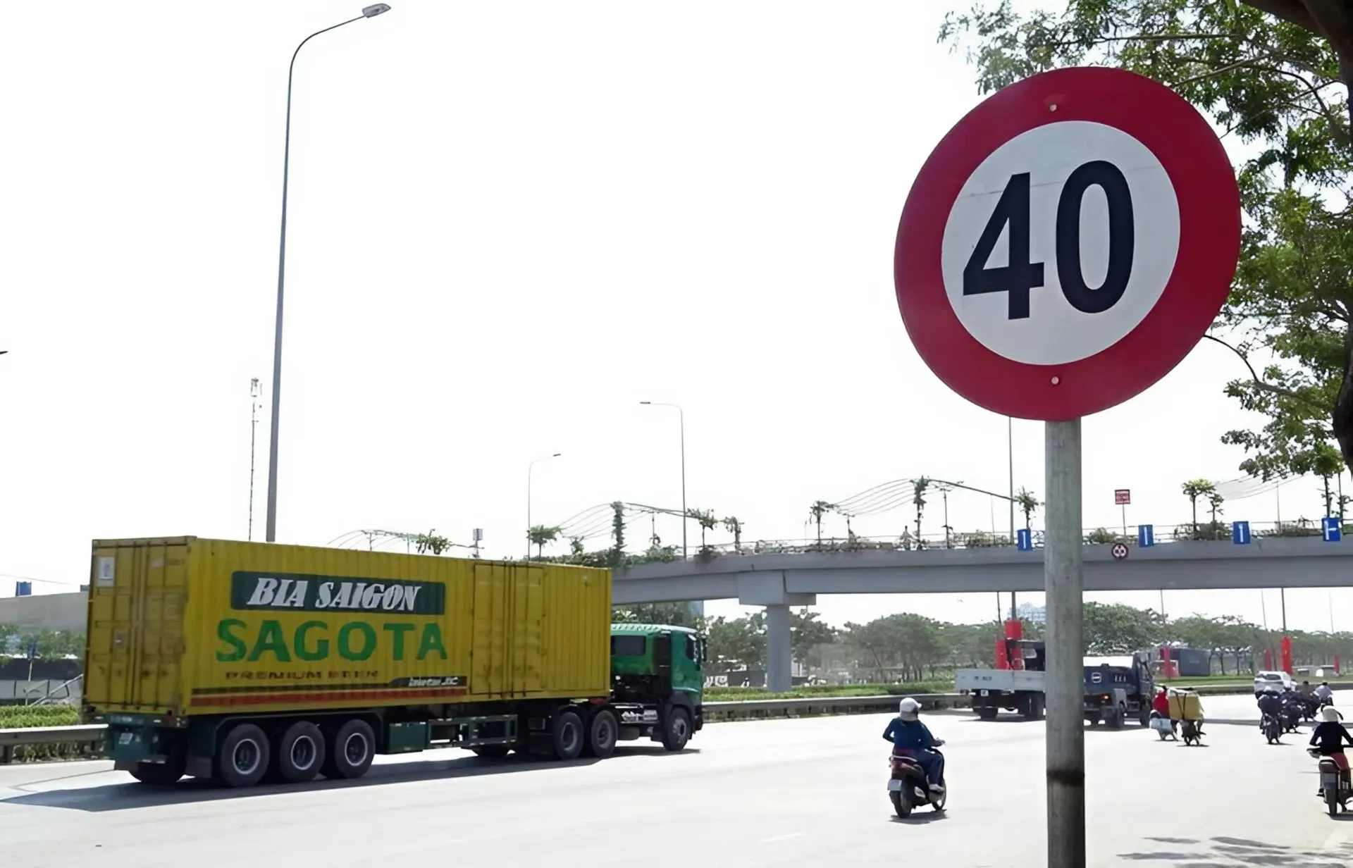 Biển báo tốc độ là gì?