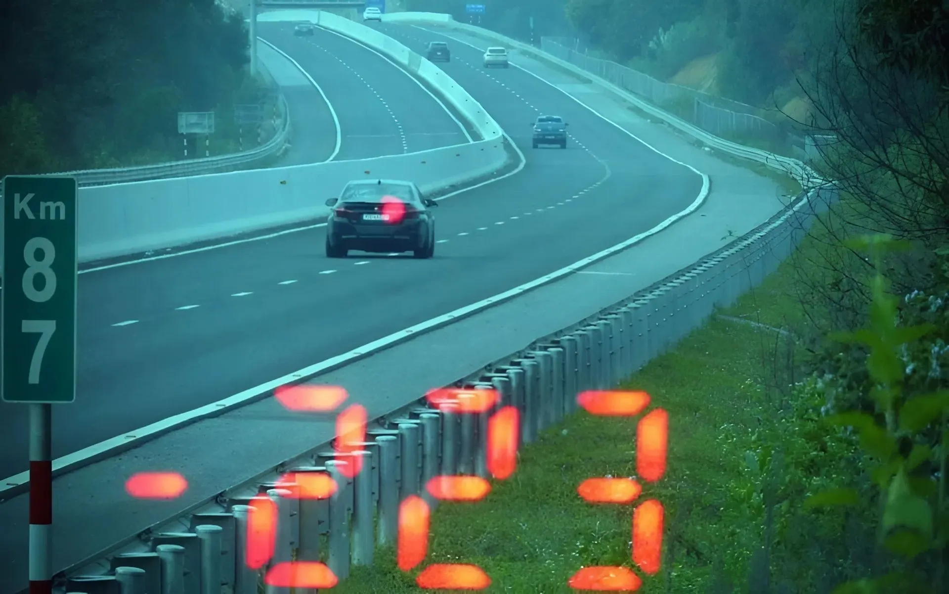 Vượt tốc độ phạt bao nhiêu theo Nghị định 168?