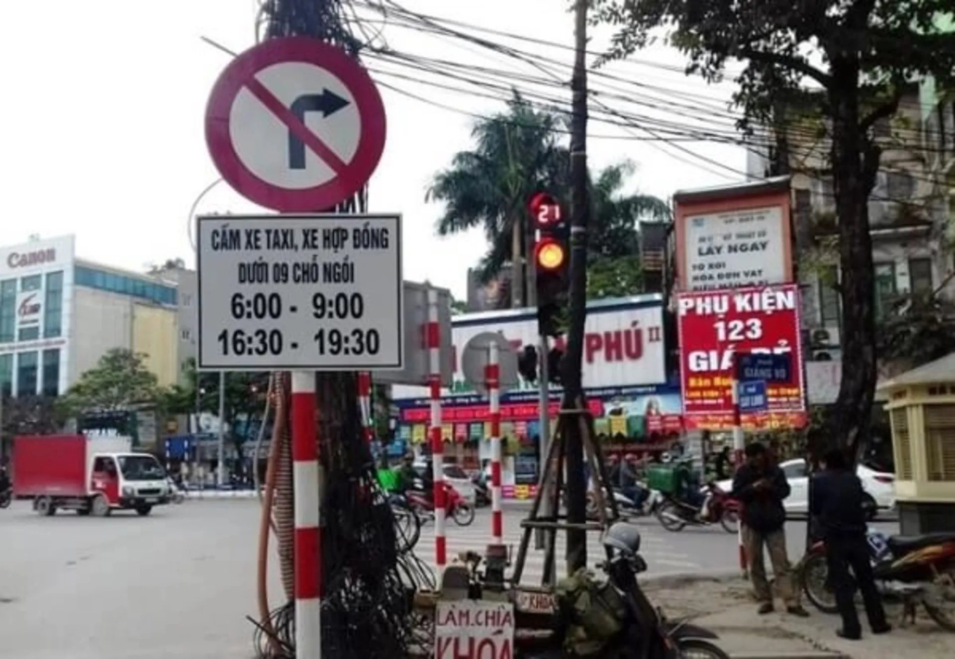 biển cấm ô tô ảnh 1 Các loại biển báo cấm theo khung giờ?