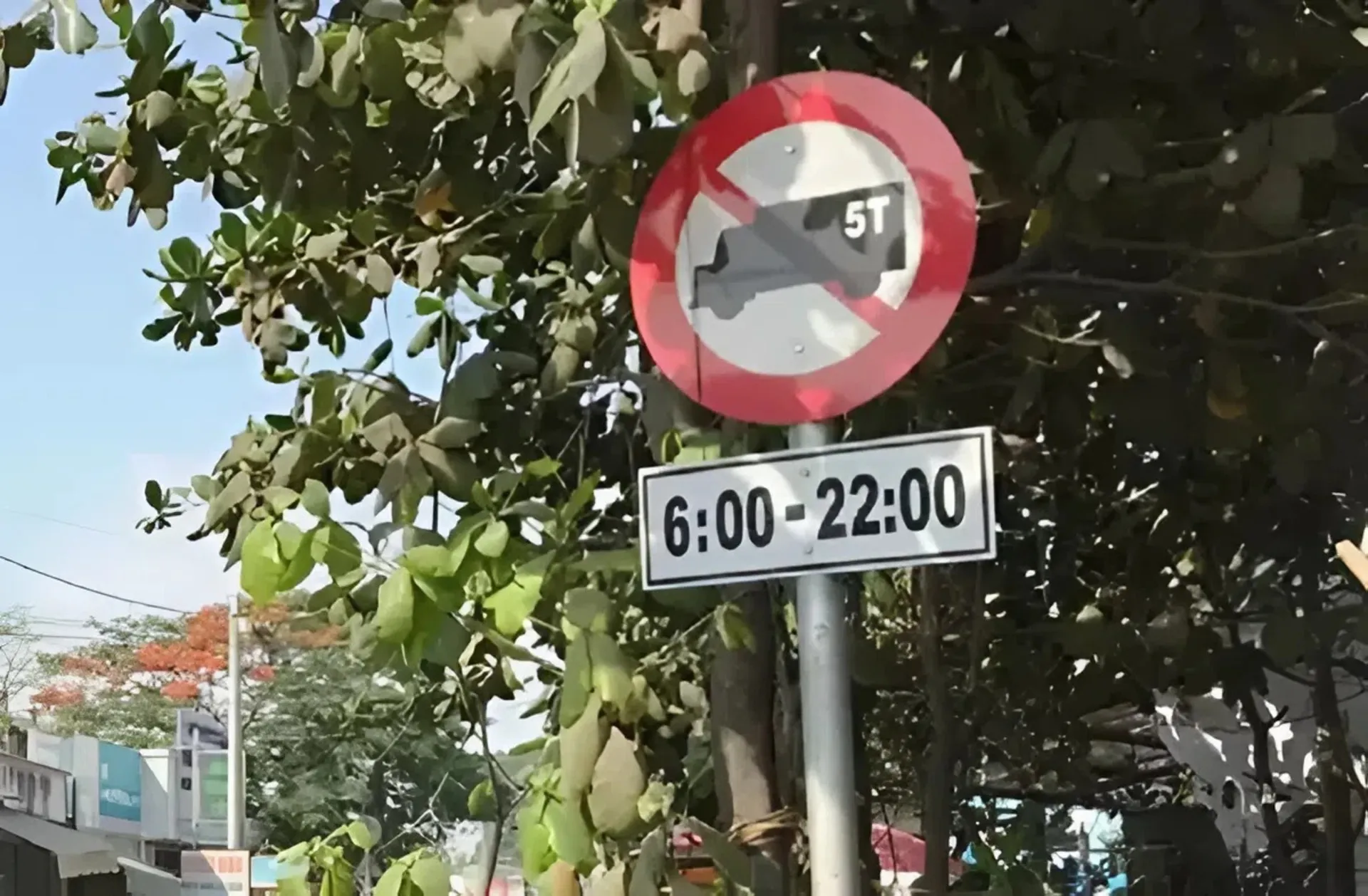 biển cấm xe tải ảnh 10 Biển cấm xe tải theo giờ