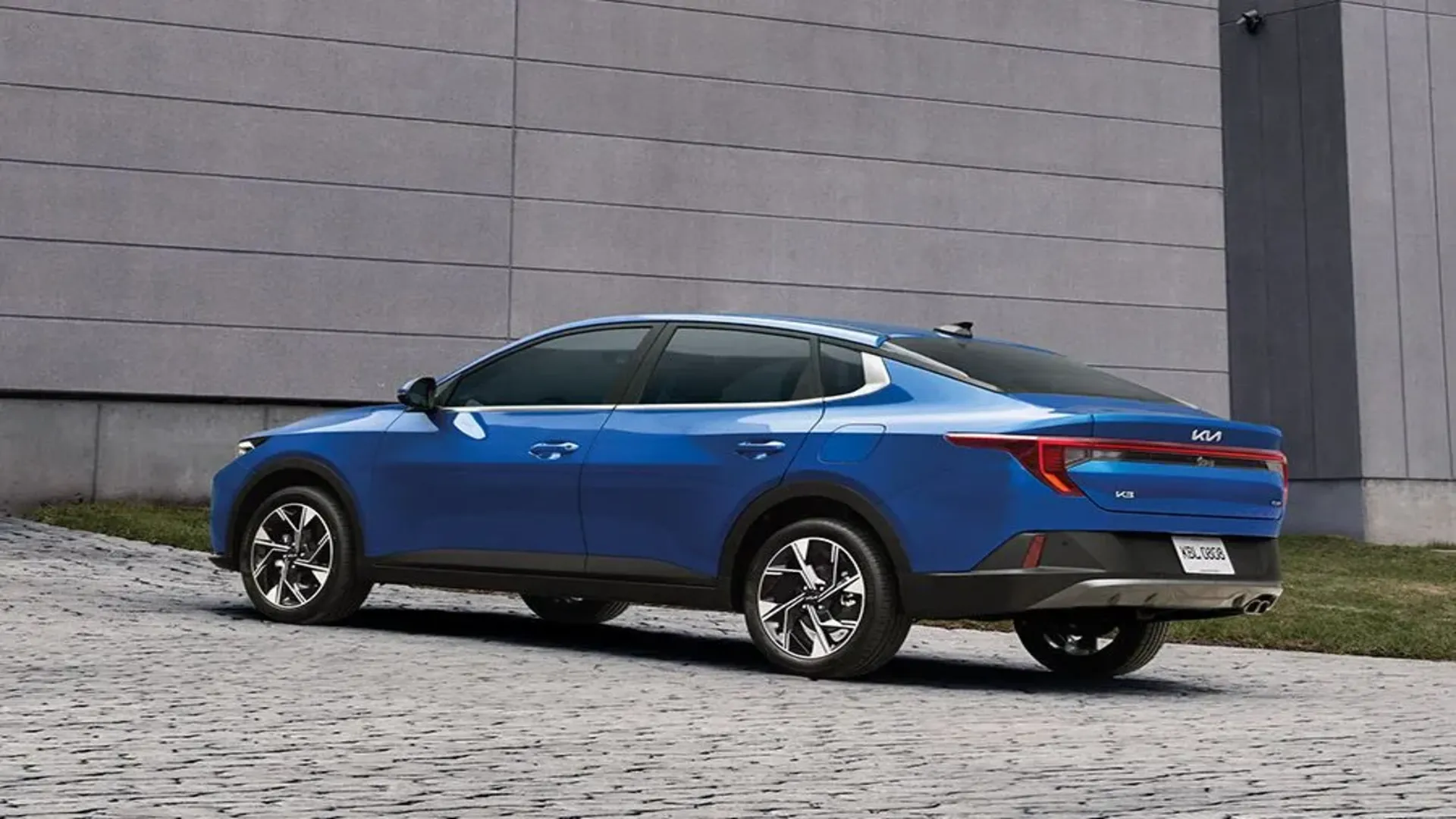 Các dòng xe sedan hạng c 3 Các dòng xe sedan hạng C được yêu thích - Kia K3