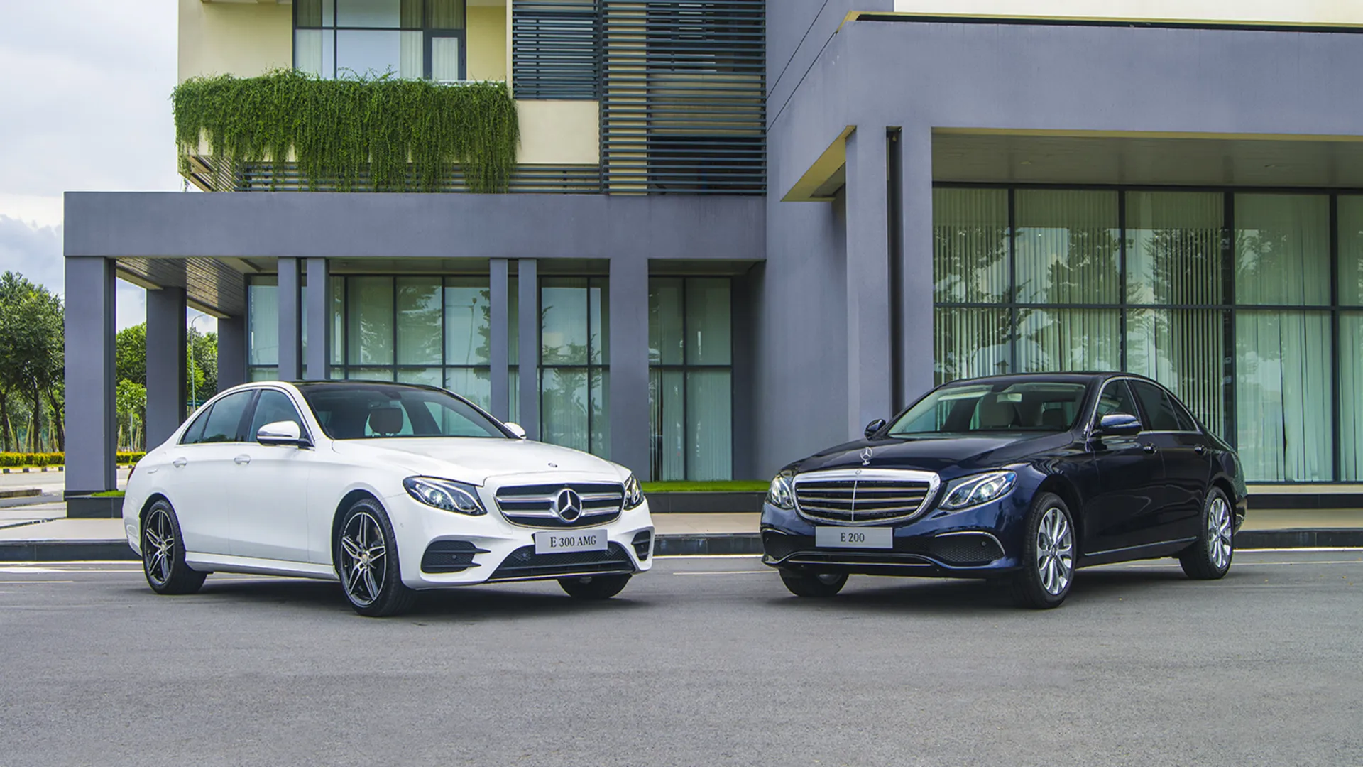 Xe Mercedes-Benz
