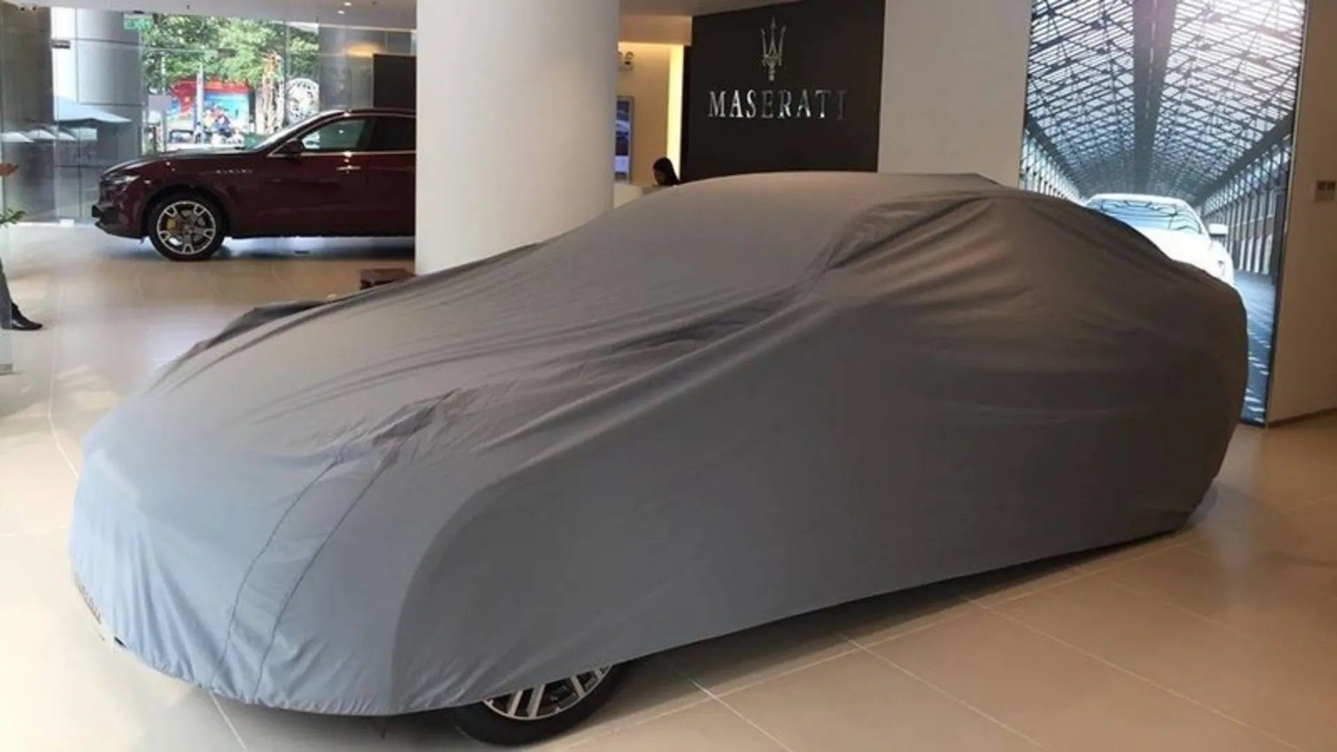 bạt phủ ô tô 7 Ưu điểm của bạt phủ ô tô