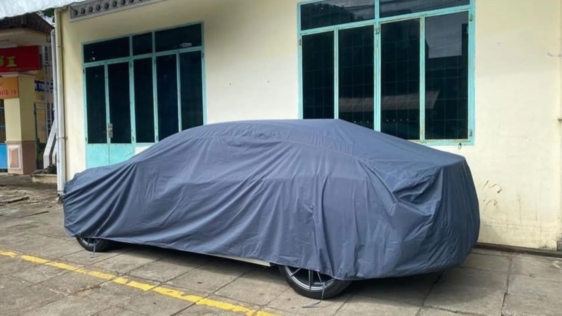 bạt phủ ô tô 9 Có nên dùng bạt phủ ô tô