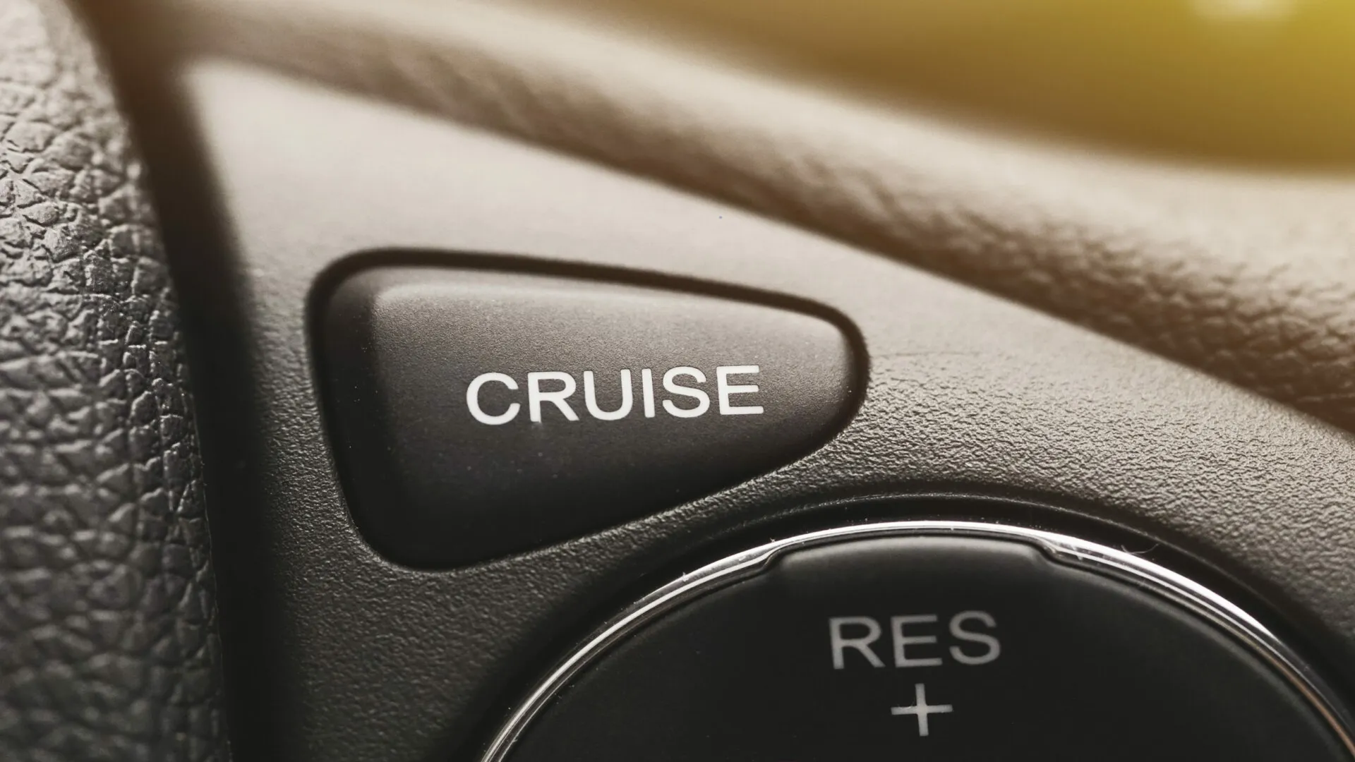 cruise control là gì 1 Cruise Control là gì