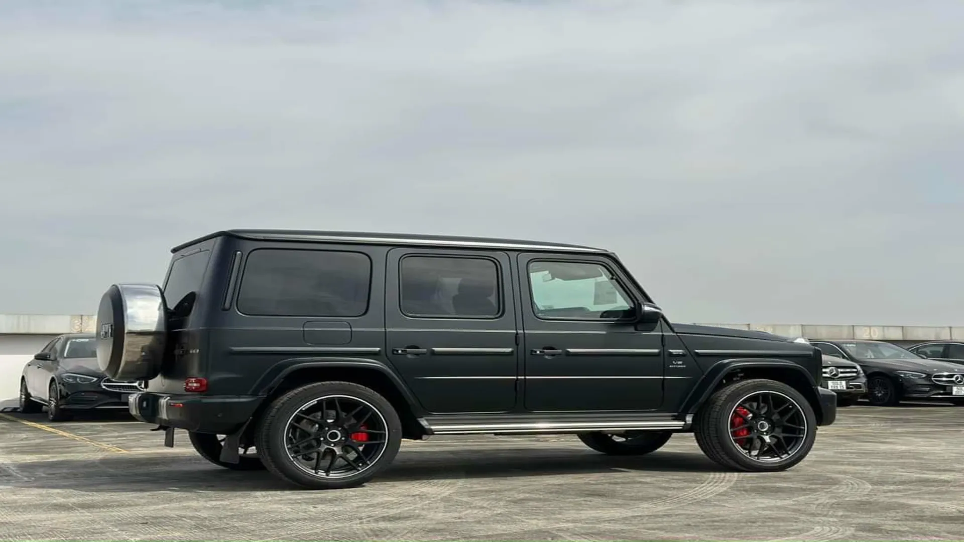 Hông xe Mercedes-AMG G63
