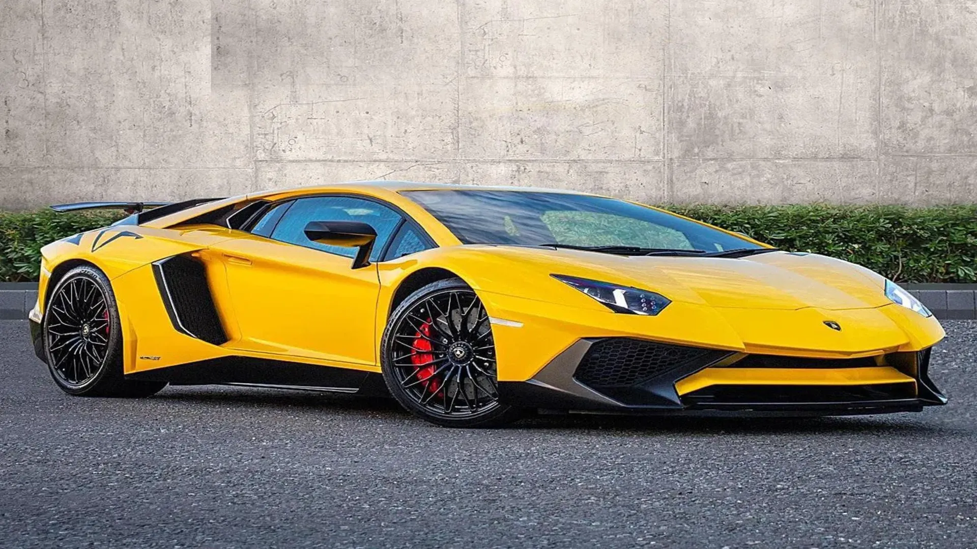Giá Lamborghini 5 Aventador LP750-SV