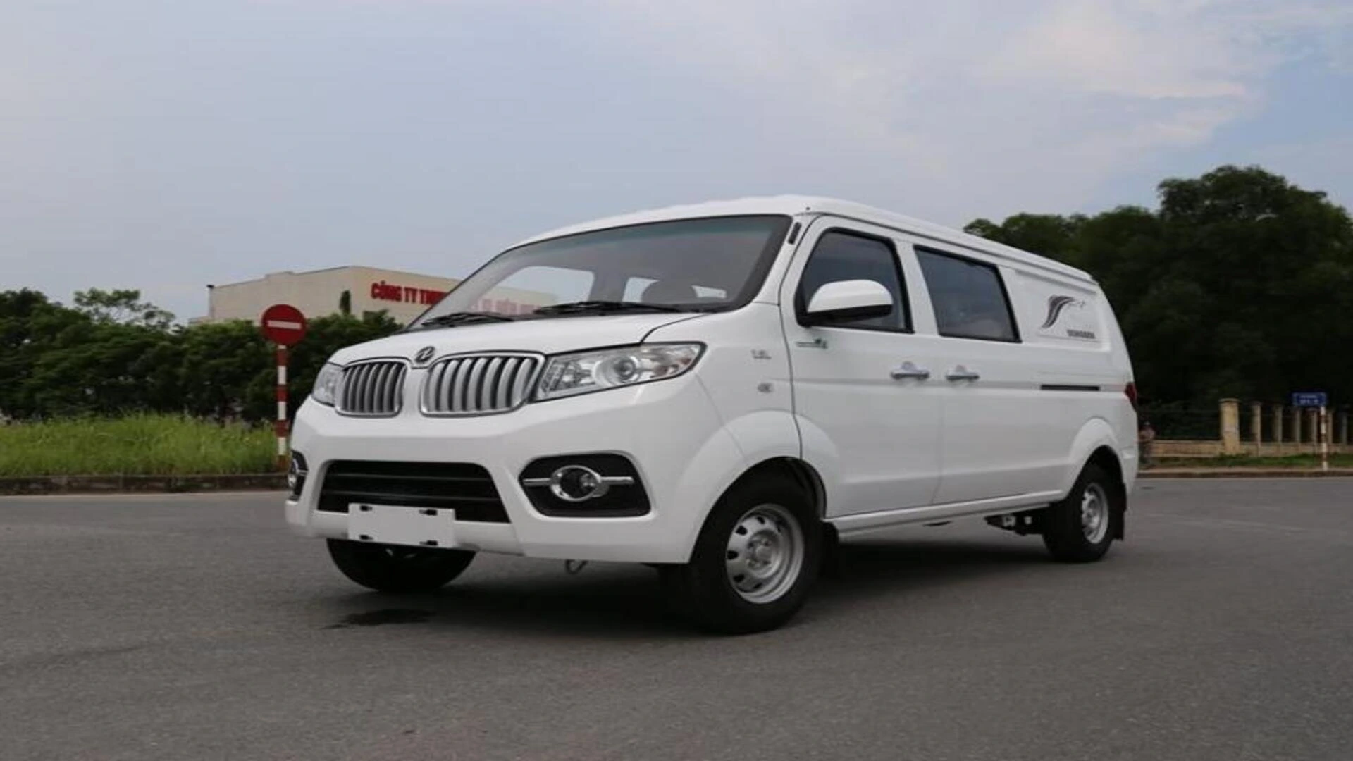 Giá xe tải 500kg 7 Xe tải 500kg - Van Dongben 5