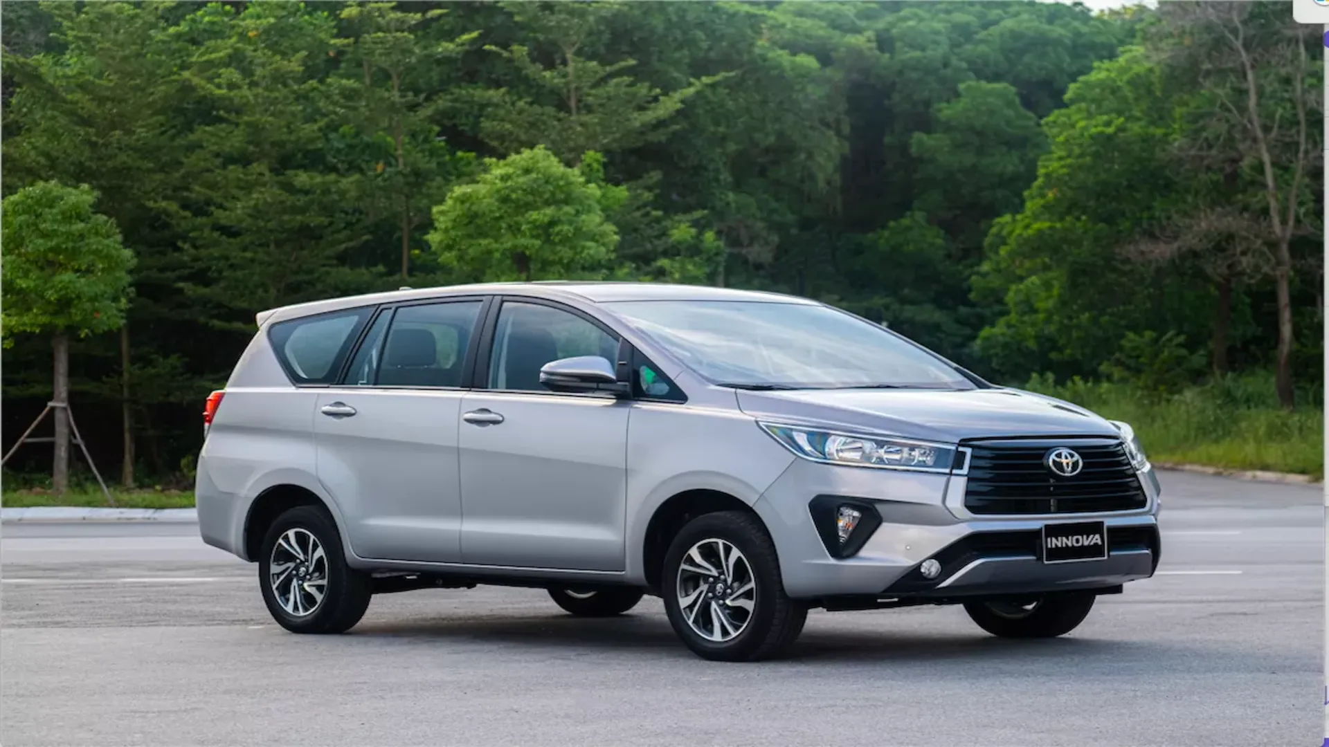 Kích thước xe ô tô 10 Xe Innova