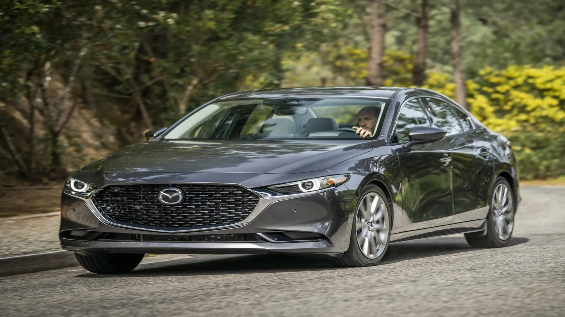 Kích thước xe ô tô 4 xe Mazda 3