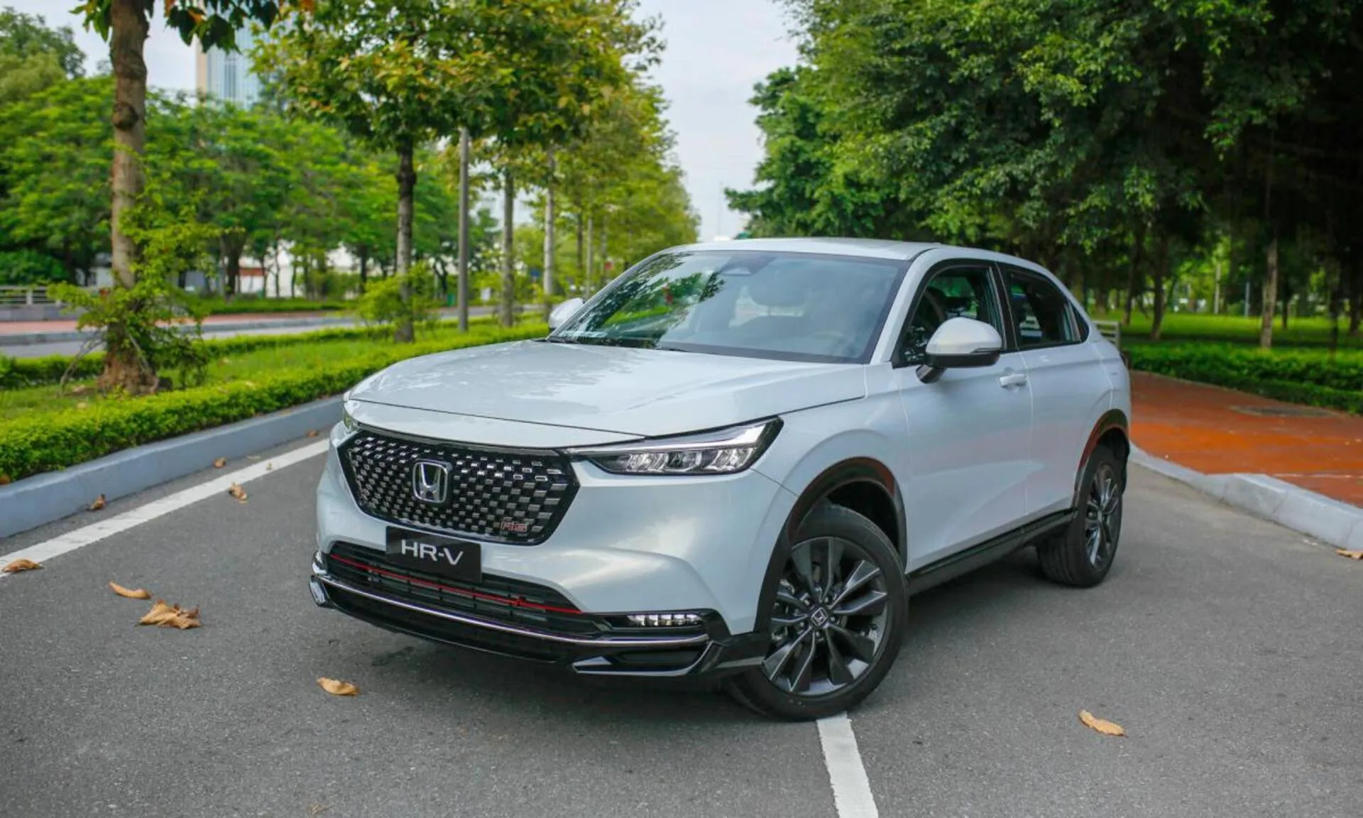 Kích thước xe ô tô ảnh 1 Kích thước xe ô tô 5 chỗ gầm cao Honda HR-V