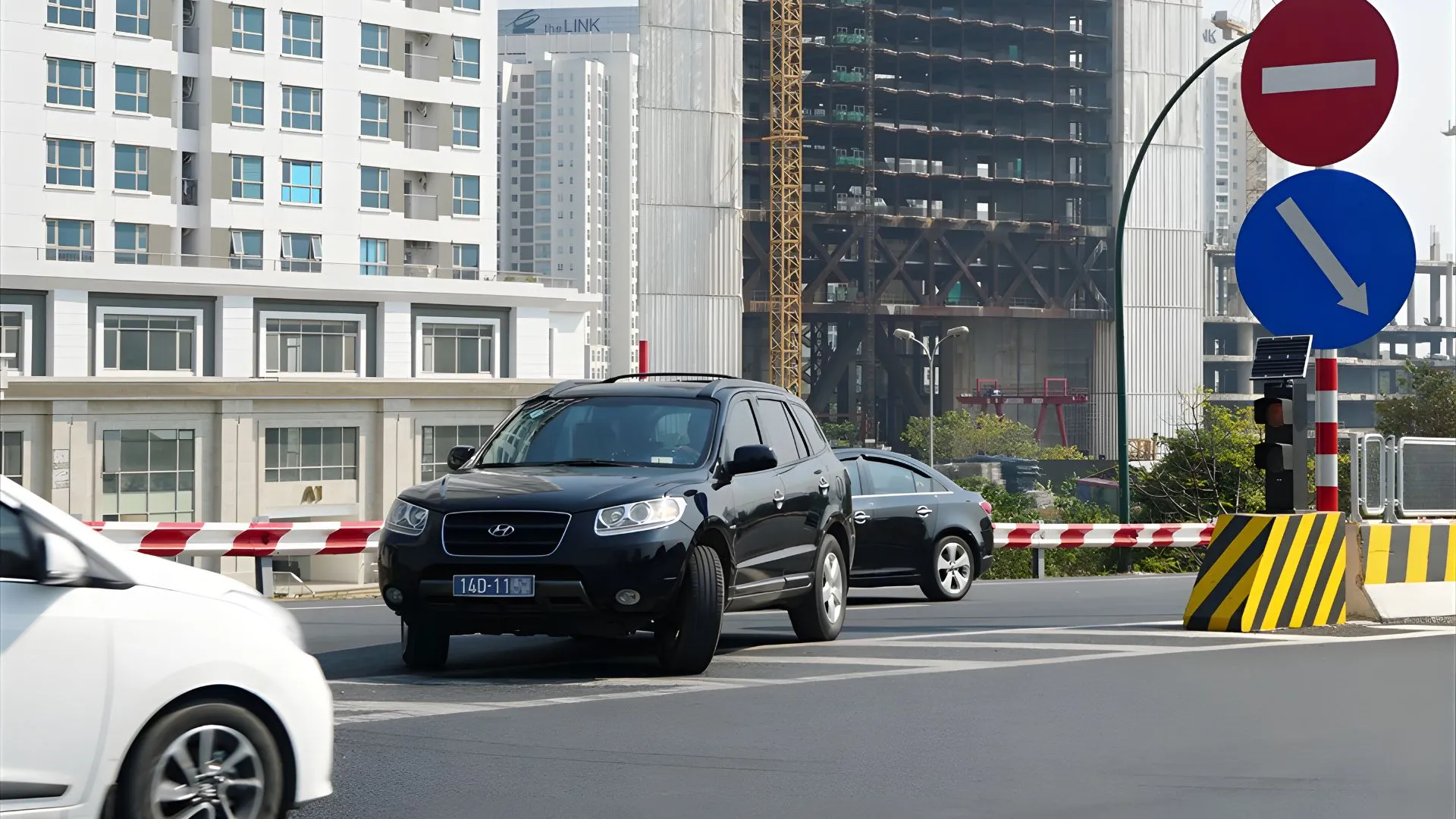 lái xe an toàn 12 Quy tắc quay đầu an toàn