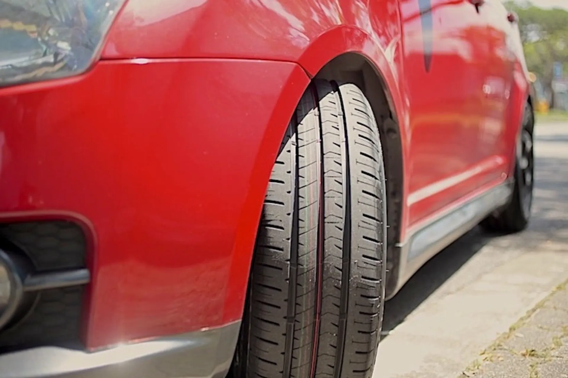 Lốp Bridgestone 185/55R15 ảnh 2