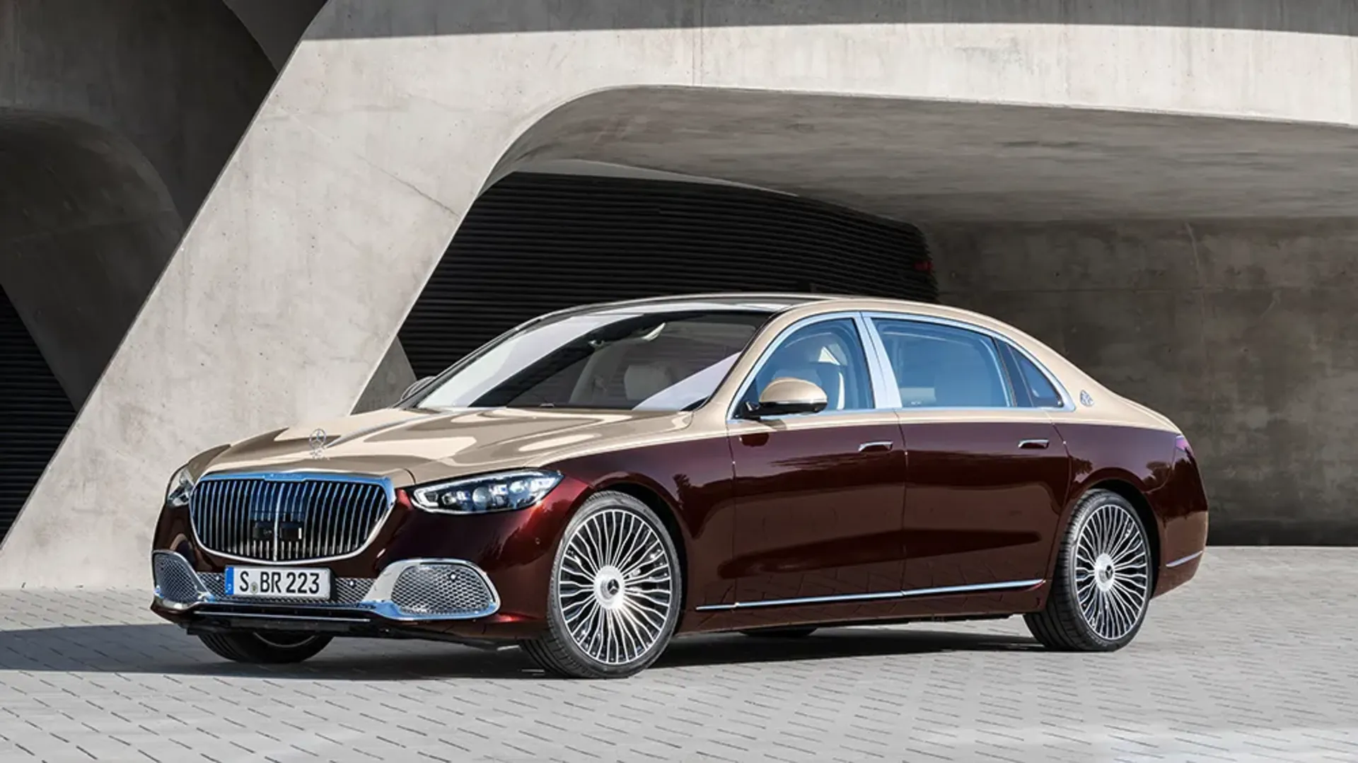giá xe Maybach S580 khoảng 17 tỷ