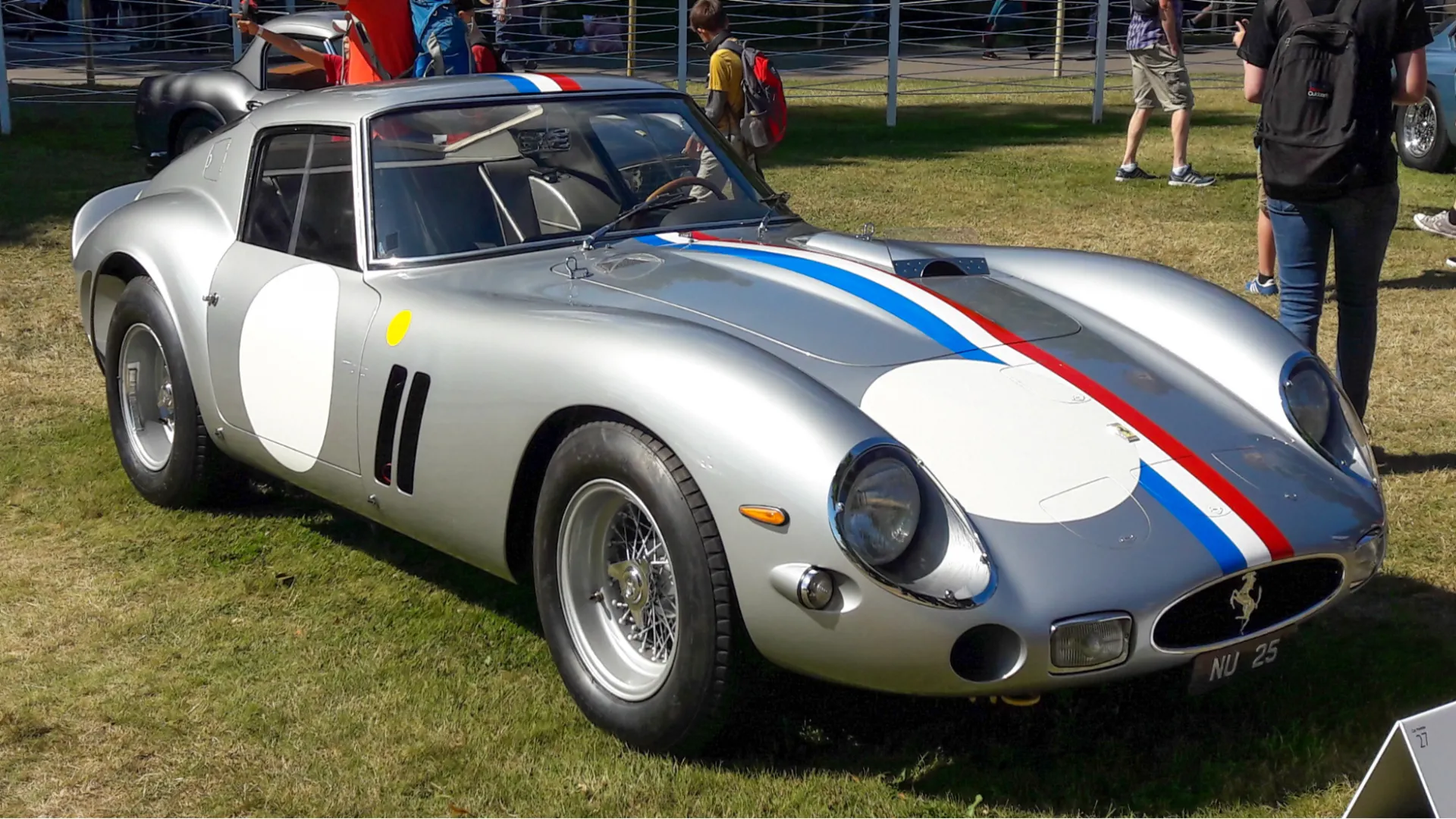 các hãng xe ô tô đắt nhất Việt Nam - Ferrari