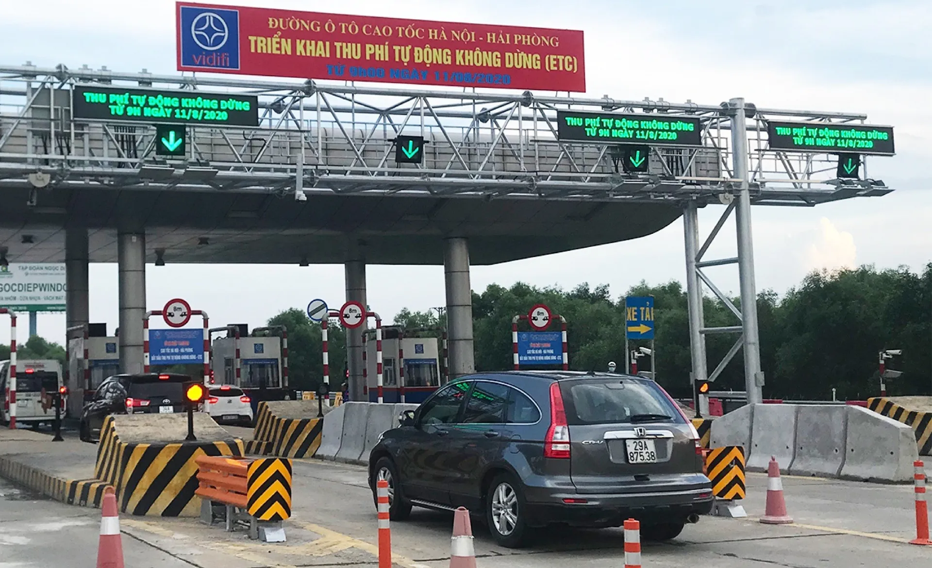 trạm thu phí 2 Trạm thu phí tự động không dừng
