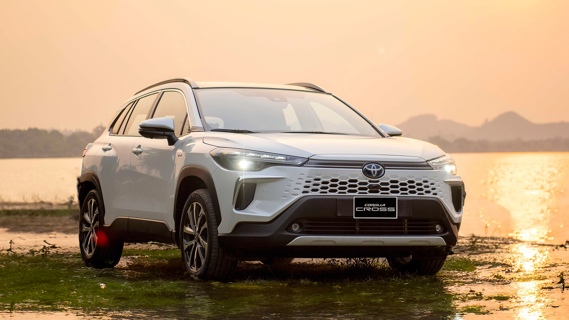 Xe 5 chỗ - Toyota Corolla Cross