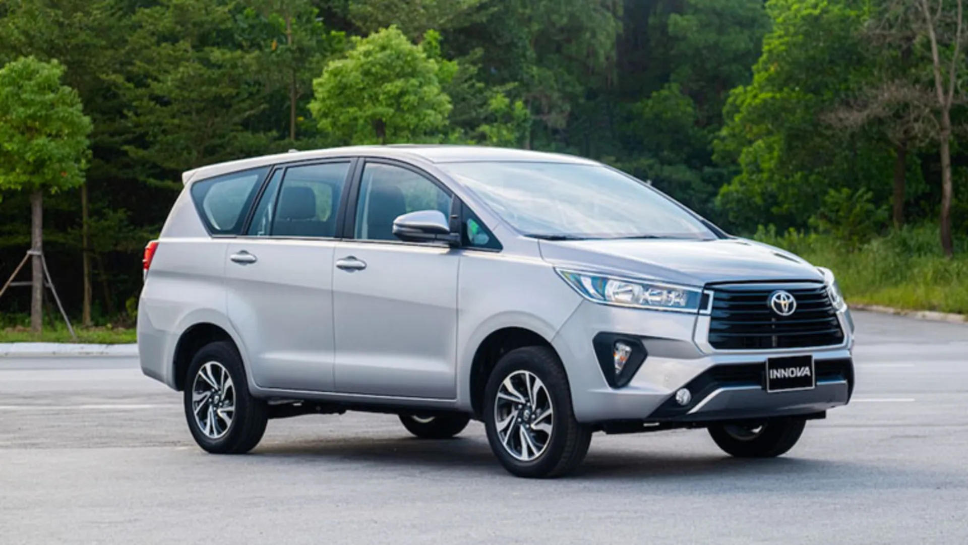 Xe 7 chỗ được chở tối đa 7 người 