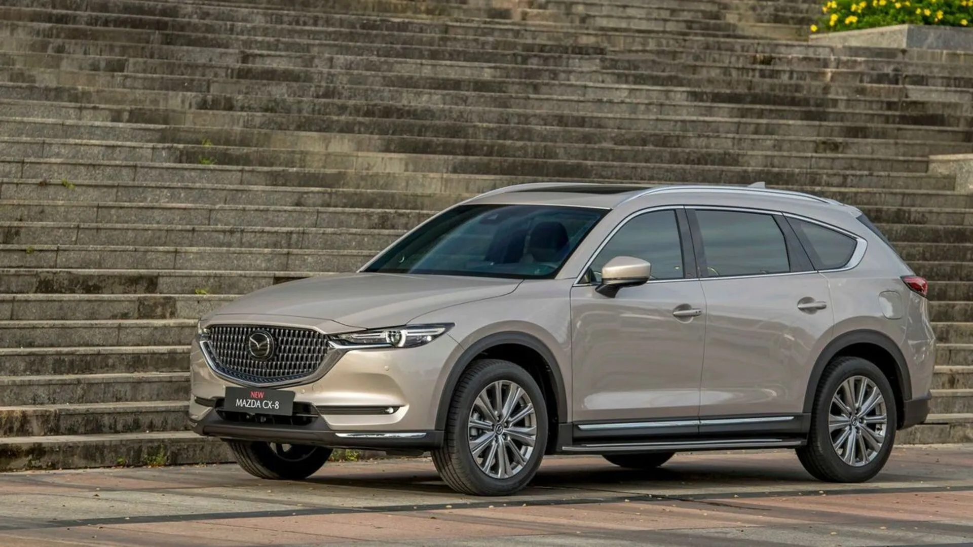 xe 7 chỗ nên mua hãng nào 8 Mazda CX-8