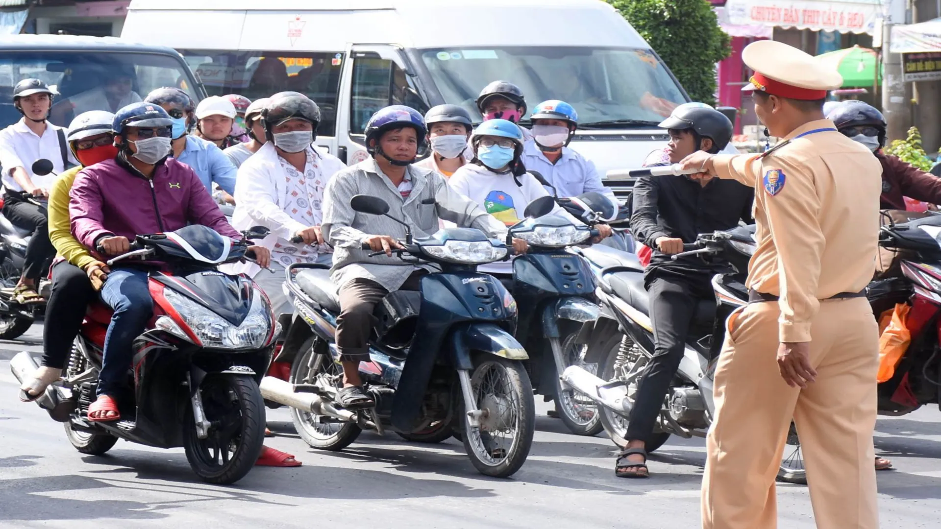 Điều kiện khi tham gia giao thông của xe cơ giới