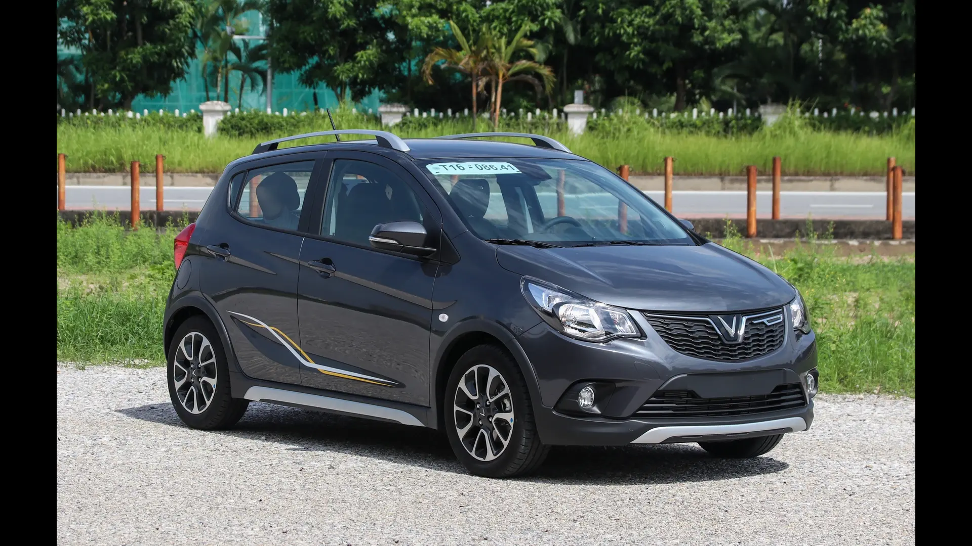 xe hơi 4 chỗ 2 Vinfast Fadil