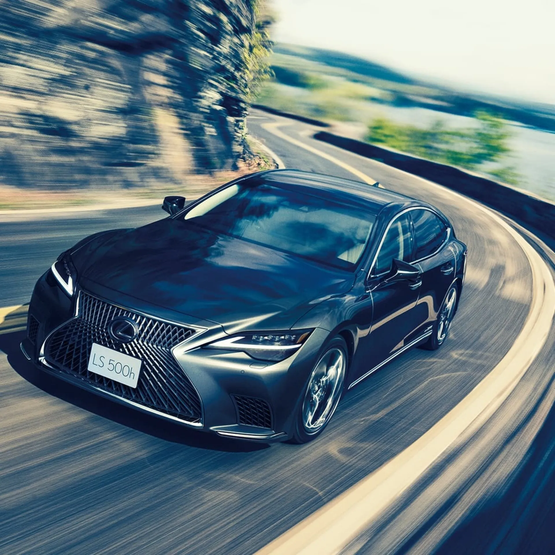 xe hybrid vừa chạy xăng vừa chạy điện ảnh ảnh 7 Txe hybrid vừa chạy xăng vừa chạy điện Lexus