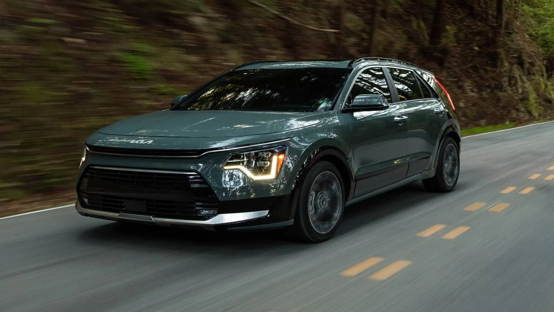 Xe KIA 7 chỗ ảnh 5 Xe KIA 7 chỗ Niro