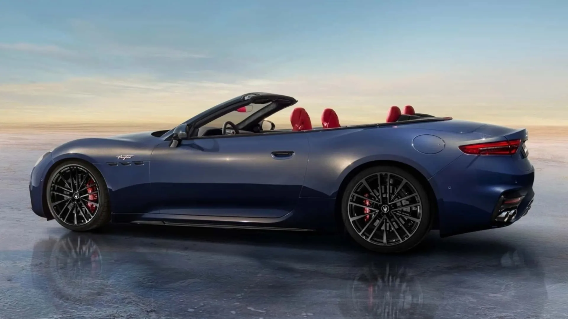 xe maserati ảnh 2 Giá xe Maserati GranCabrio 2025