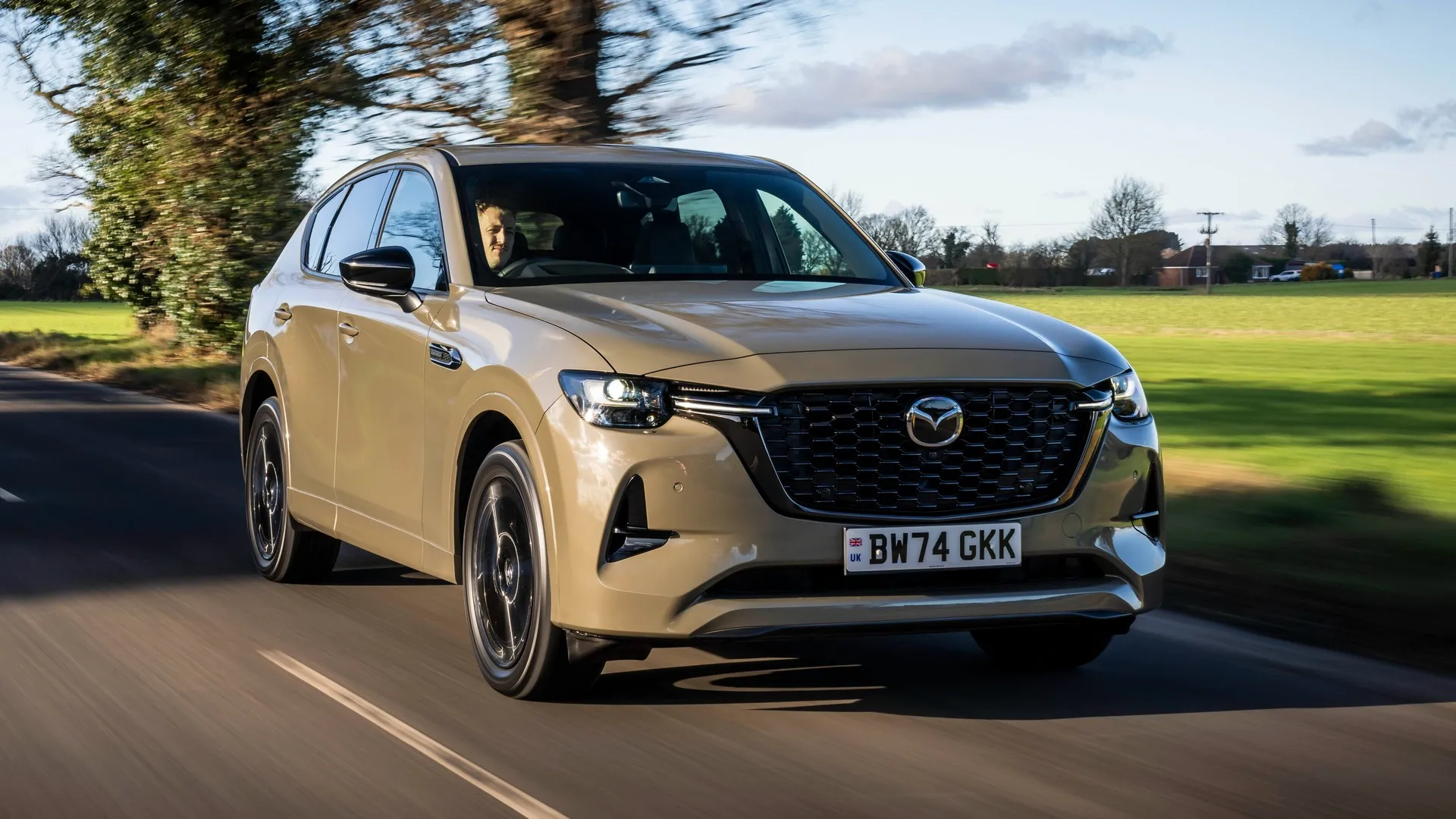 Xe Mazda CX-60 giá 1 tỷ 800