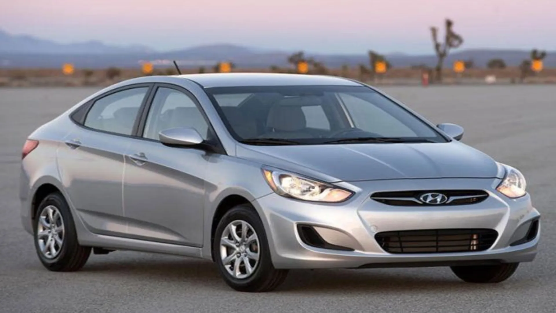 Xe ô tô cũ 200 triệu 7 Xe oto cũ 200 triệu - Hyundai Accent