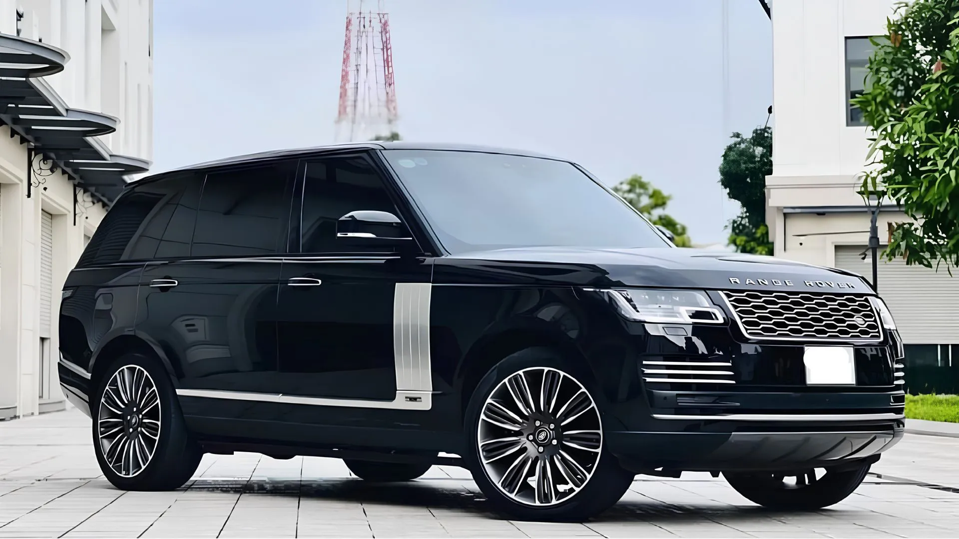 Thân xe range rover