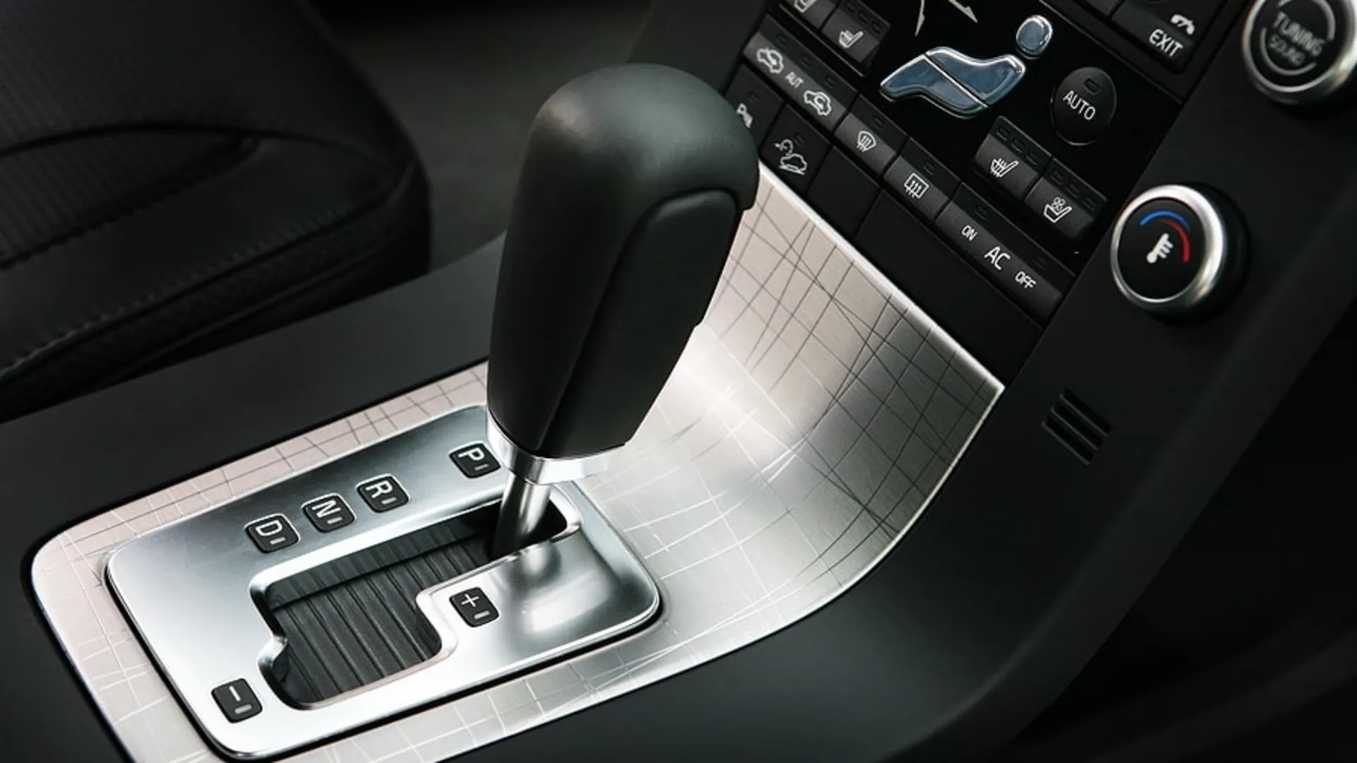 xe số tự động 5 Những nguyên tắc cần lưu ý khi sử dụng xe số tự động