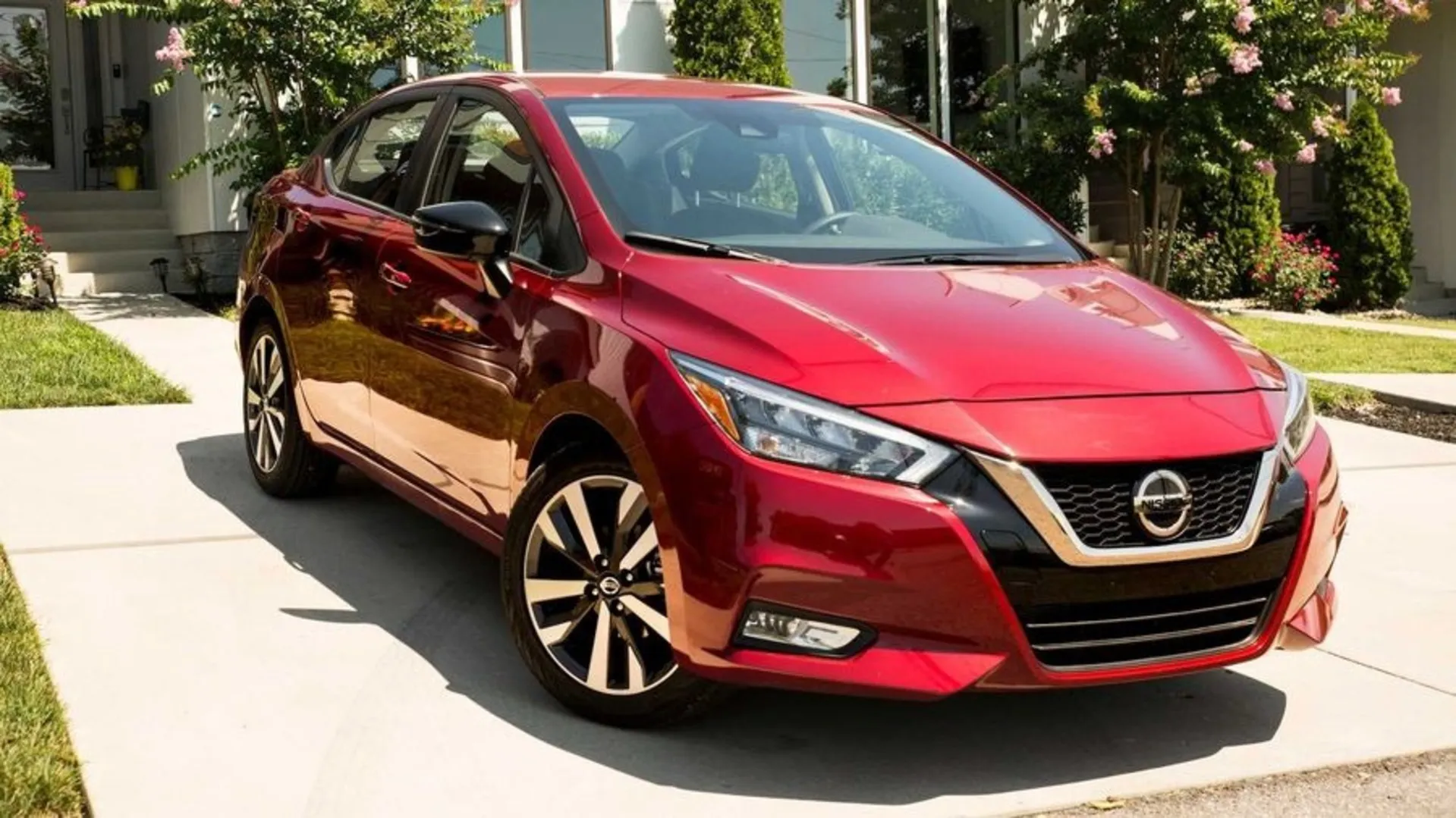 Xe số tự động Nissan Versa